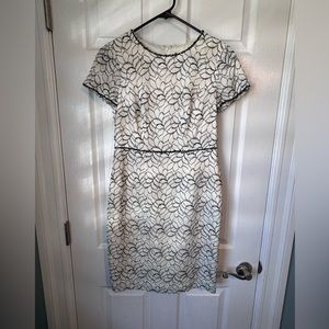 Adriana Papell black and white dress Size 4 petite